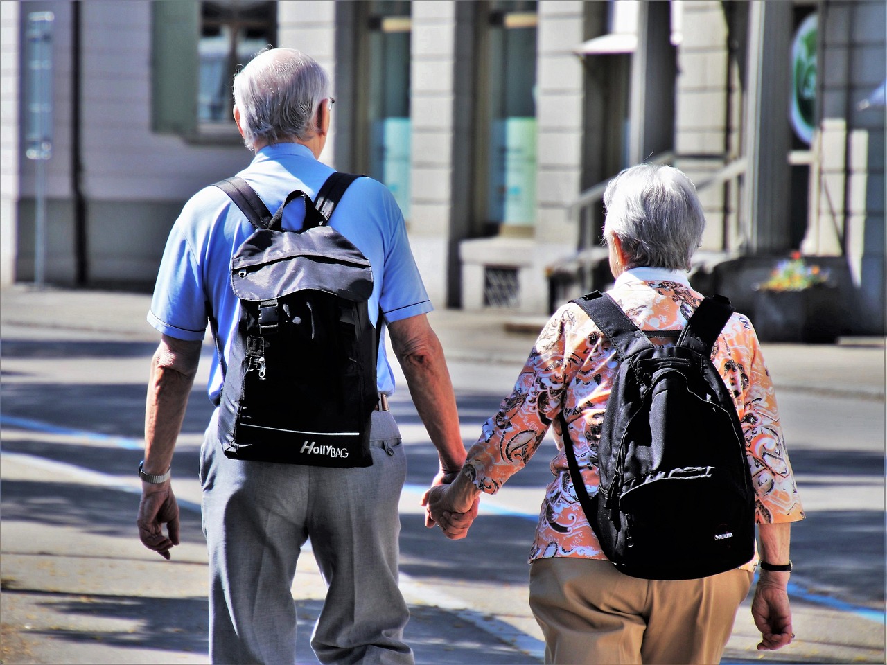 年金受給とともに新たな挑戦を！60代も活躍できる職場を探そう